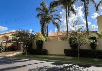 Casa térrea em condomínio fechado c/ 225m², 03 suítes em nova aliança - ribeirão preto