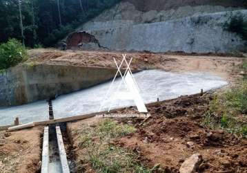 Terreno ideal para depósito/galpão na br 116 (teresópolis, bairro três córregos)