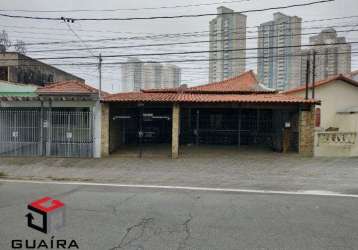 Terreno de 300m² com casa antiga e edícula na vila floresta