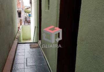 Sobrado com 126 m²localizado no bairro , sítio dos vianas / santo andré