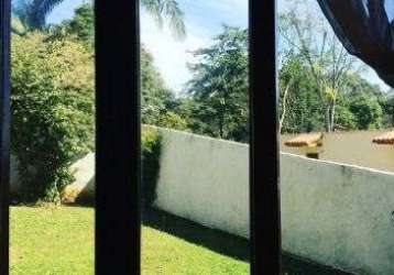 Sobrado do alto padrao no condominio sete praias com tres dormitorios sendo uma suite.