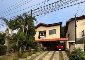 Casa com 4 suítes  6 vagas garagem 275m²  por r$ 1.780.000,00 - condominio aldeia da serra