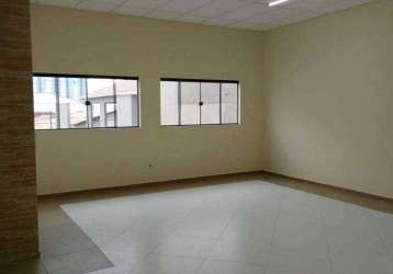 Sala comercial/ 57 m²/ wc social/ 1 vaga/ acesso américo figueiredo