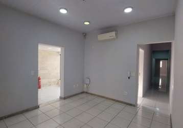 Casa comercial no centro de sorocaba com 125 m²/ 4 salas/ 4 wc´s/ só r$ 3.400,00