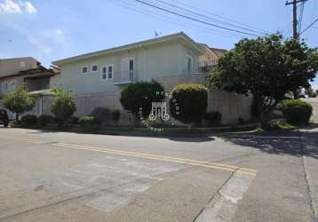 Casa sobrado com 03 quartos em jundiaí/sp