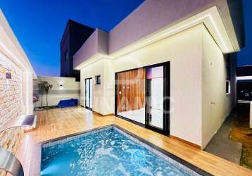 Casa térrea com 3 suítes e piscina no parqville quaresmeira, trindade - conforto e elegância