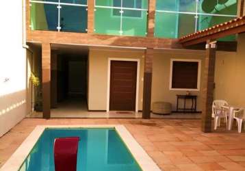 Casa duplex de 3/4 e piscina privada à venda na praia de arembepe