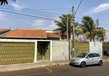 Casa para venda em araraquara, jardim dumont, 3 dormitórios, 1 suíte, 2 banheiros, 2 vagas