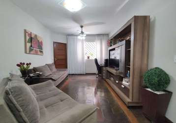 Apartamento com 3 quartos à venda, 87m²