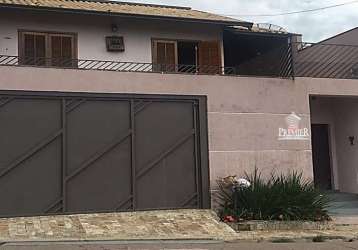 Ótima casa no jardim pacaembu, com 3 dormitórios sendo 1 suíte com banheira - r$ 645.000,00