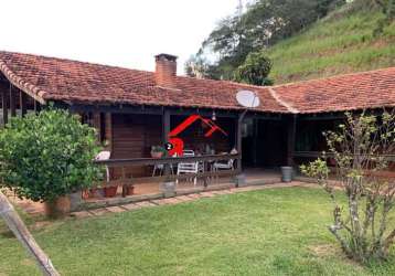 Casa em condomínio fechado com 4 quartos à venda na rua rosa rabello clavery, itaipava, petrópolis, 261 m2 por r$ 1.200.000