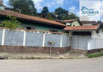 Casa com 2 dormitórios para alugar, 100 m² por r$ 1.800,00/mês - freitas - são josé dos campos/sp