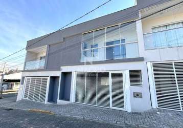 Casa geminada | czerniewicz | 3 quartos (1 suíte) | 168m²