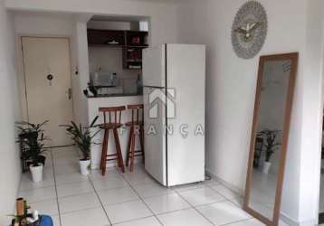 Apartamento padrão em jacareí