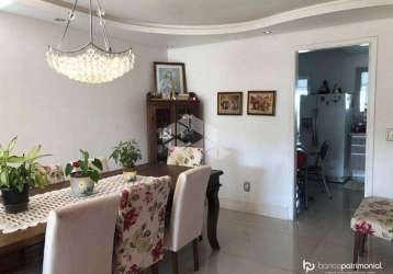 Casa com 4 quartos à venda na rua arnaldo ballve, 512, jardim itu sabará, porto alegre, 396 m2 por r$ 989.000