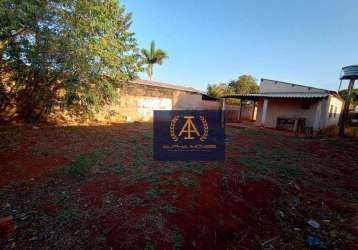 Terreno inteiro  com casa  3 peças