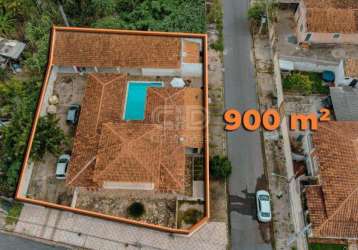 Casa com terreno de aproximadamente 780m², próximo a arena pantanal