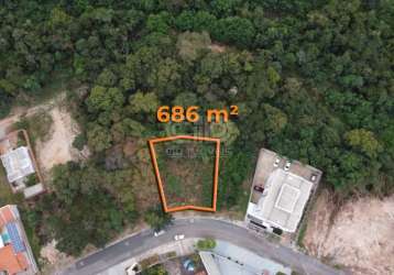 Terreno com aproximadamente 686m² no bairro jardim santa marta