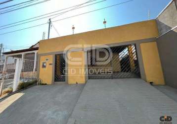 Casa com 3 quartos no bairro campo velho