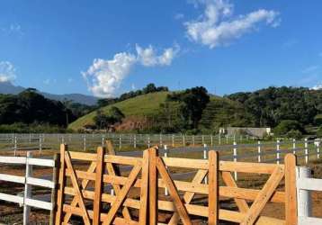 Terreno a venda no paraíso em xerém