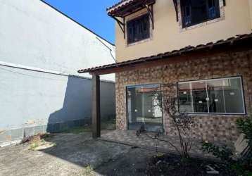 Linda casa de 3 quartos em santa cruz da serra