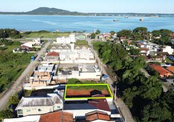 Terreno limpo e aterrado para venda no balneário recanto do farol i - localizado na cidade de itapoá / sc.