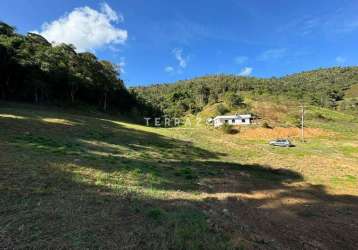 Sítio à venda, 3 quartos, 2 vagas, serra do capim - teresópolis/rj