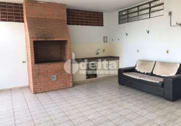 Casa residencial disponível para venda no bairro osvaldo resende em uberlândia-mg