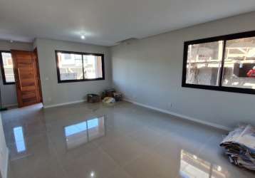 Linda casa residencial de 3 dormitórios no campeche