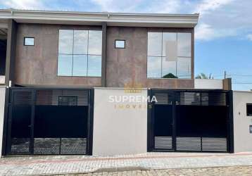 Sobrado com 3 dormitórios à venda, 131 m² por r$ 890.000,00 - iririú - joinville/sc