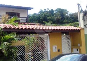 Casa com 3 quartos à venda na rua biriricas, 63, tremembé, são paulo, 267 m2 por r$ 980.000