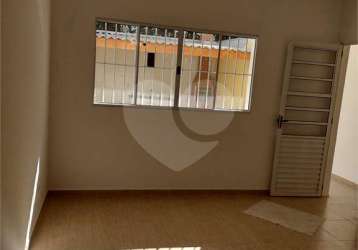 Casa com 3 quartos à venda na rua paulo augusto senhorini júnior, 32, cidade jardim, mogi das cruzes, 129 m2 por r$ 550.000