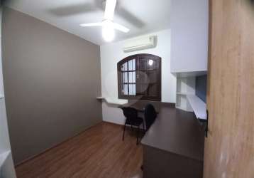 Casa com 4 quartos à venda na rua aristóphanes cataldo éboli, 287, vila oliveira, mogi das cruzes, 200 m2 por r$ 900.000