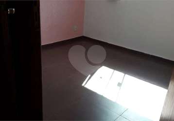 Casa em condomínio fechado com 3 quartos à venda na rua joaquim de meira botelho, 280, residencial samambaia, são carlos, 170 m2 por r$ 620.000