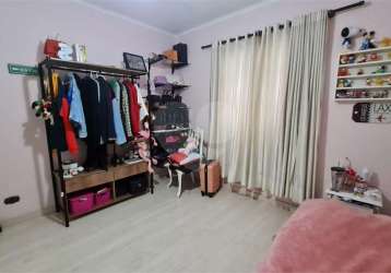 Casa com 4 quartos à venda na rua guaiaó, 37, aparecida, santos, 187 m2 por r$ 2.900.000