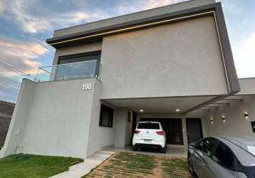 Casa em condomínio fechado com 4 quartos à venda no grand ville, uberlândia , 214 m2 por r$ 1.650.000