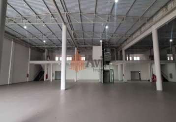 Galpão comercial de 1.800m² na penha