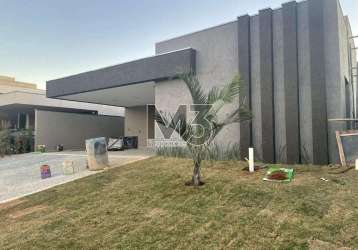Casa à venda em campinas, loteamento parque dos alecrins, com 4 suítes, com 224.42 m²