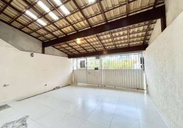 Casa duplex em colina de laranjeiras  -  serra