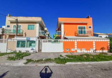 Casa de praia com terraço e 02 quartos, em barra de são joão.