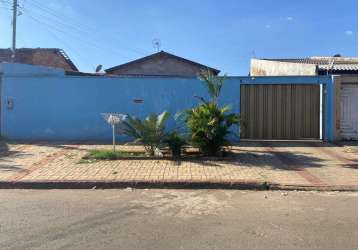 Casa no bairro itapuâ - aparecida de goiânia