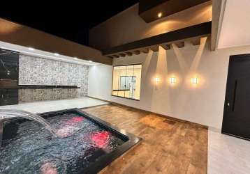 Casa com piscina setor três marias