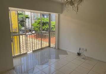 Apartamento à venda, 94 m, 2/4, suíte, vaga de garagem