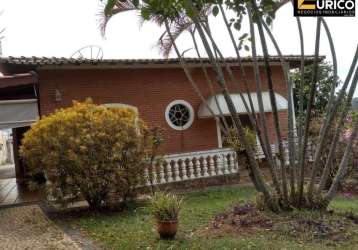 Casa à venda no centro em vinhedo/sp