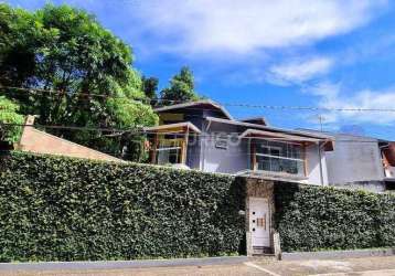 Casa a venda com três quartos sendo duas suítes e amplo quintal no bairro vida nova i em vinhedo interior de são paulo.