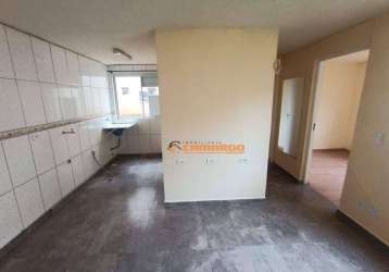 Apartamento 2 quartos ganchinho - 1200,00