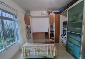 Casa para venda em florianópolis, estreito, 4 dormitórios, 1 suíte, 4 banheiros, 4 vagas