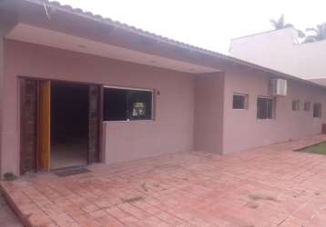 Casa á venda com 4 dormitórios av. efigênio sales.