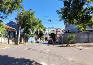 Casa com 2 quartos à venda na rua viseu, jacaré, rio de janeiro, 106 m2 por r$ 250.000