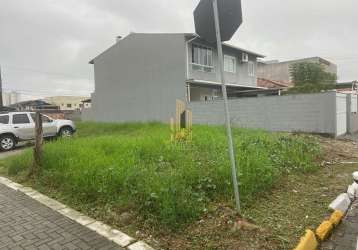 Amplo terreno no bairro morretes em itapema